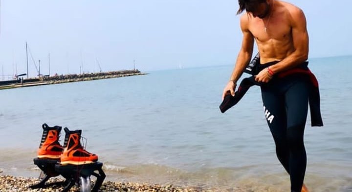 Sul Gargano si avvera il sogno di volare: ecco il flyboard